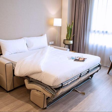 Voghe Premium Flats Aparthotel Valencia Exterior photo